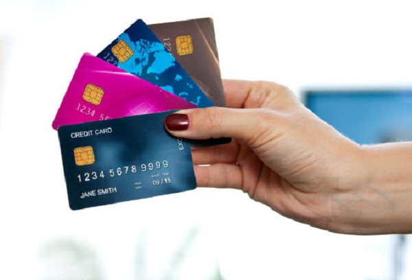 Giới thiệu đôi nét về thẻ tín dụng
