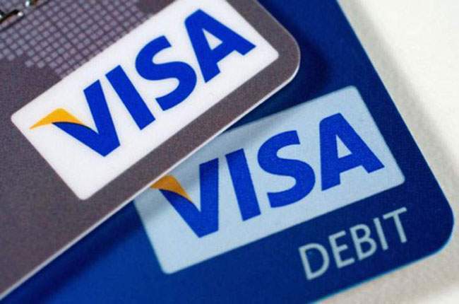 Hướng dẫn cách phân biệt thẻ tín dụng và thẻ ghi nợ ATM