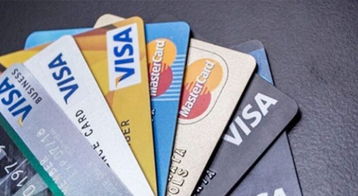 Hướng dẫn cách rút tiền từ thẻ Visa Debit cực dễ dàng