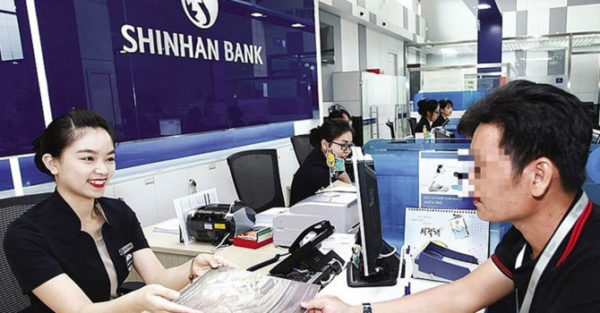 Mở thẻ tín dụng ngân hàng shinhan bank tại quầy giao dịch