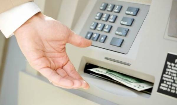 Hạn mức rút tiền ATM Vietinbank là gì?
