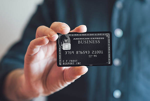 Black Card là gì? Làm sao để sở hữu thẻ tín dụng Black Card
