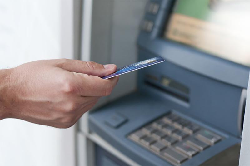 Kích hoạt thẻ MB Bank tại cây ATM