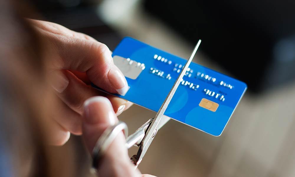 Hướng dẫn cách hủy thẻ tín dụng standard chartered online