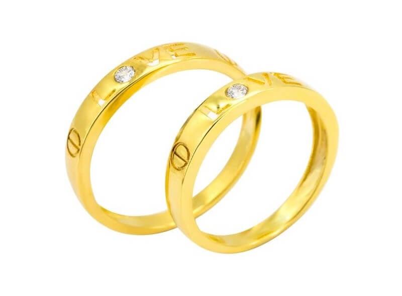 Nhẫn cưới vàng 10K có giá “mềm” so với những loại vàng khác